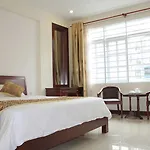 City Hotel 35 Luu Van Lang